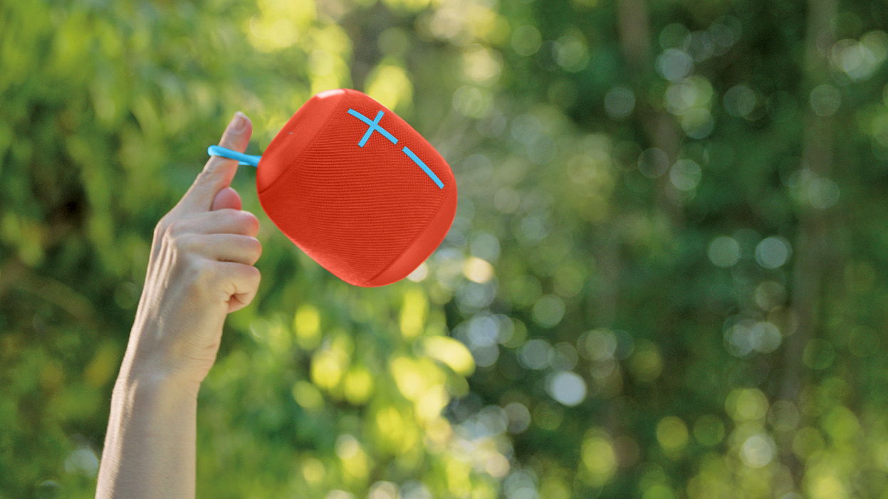 High_Resolution-Wonder Boom hand Fireball Red